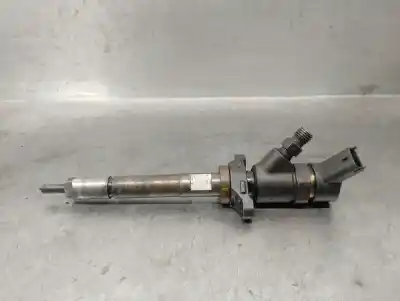 Pièce détachée automobile d'occasion INJECTEUR pour CITROEN C4 BERLINA 1.6 16V HDi Références OEM IAM 0445110239  