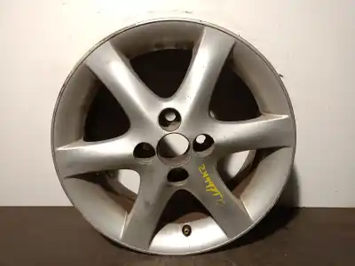 İkinci el araba yedek parçası YORULMAK için TOYOTA COROLLA (_E12_) 2.0 D-4D (CDE120R_ CDE120L_) OEM IAM referansları 4261102430  