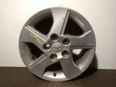 İkinci el araba yedek parçası YORULMAK için TOYOTA AURIS 1.8 16V (Híbrido) OEM IAM referansları 4261102D90  