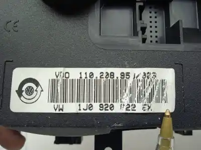 Pièce détachée automobile d'occasion compteur de vitesse tableau de bord pour volkswagen golf iv berlina (1j1) 2.8 v6 24v références oem iam 1j0920022ex  