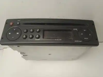 Pièce détachée automobile d'occasion SYSTÈME AUDIO / RADIOCD pour DACIA LOGAN  Références OEM IAM 8200354519T  8200354519