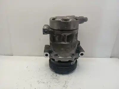 Peça sobressalente para automóvel em segunda mão COMPRESSOR DE AR CONDICIONADO A/A A/C por RENAULT CLIO II FASE I (B/CBO)  Referências OEM IAM 8200315744  