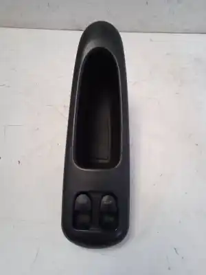 Pièce détachée automobile d'occasion COMMANDE DE LÈVE VITRE AVANT GAUCHE pour ALFA ROMEO 156 (116)  Références OEM IAM 156016081  
