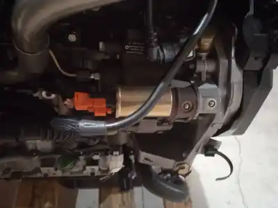 Pièce détachée automobile d'occasion moteur complet pour peugeot 206 berlina 1.4 hdi références oem iam 8hx  