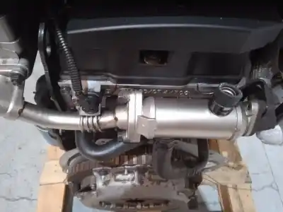 Pièce détachée automobile d'occasion MOTEUR COMPLET pour KIA CARNIVAL II (GQ)  Références OEM IAM   144CV