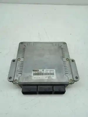 Second-hand car spare part ECU ENGINE CONTROL for OPEL VIVARO  OEM IAM references 0281010633  