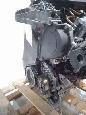 Pièce détachée automobile d'occasion moteur complet pour renault clio ii fase i (b/cbo) 1.9 dti diesel 80 cv / 59 kw références oem iam f9q780  