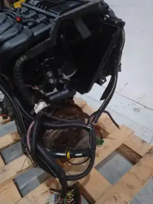 Second-hand car spare part complete engine for renault clio ii fase ii (b/cb0) authentique oem iam references d4f712  