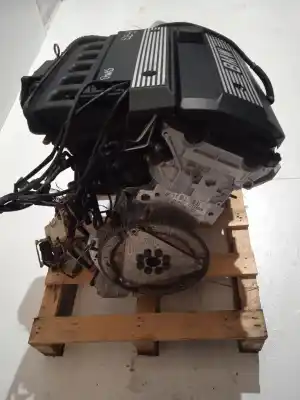 Pièce détachée automobile d'occasion moteur complet pour bmw serie 3 berlina (e46) 323i références oem iam 256s4  