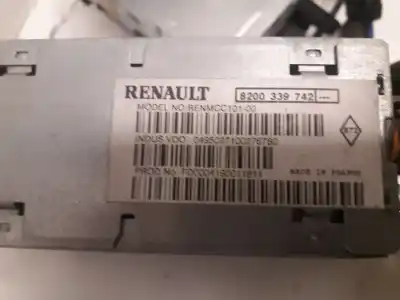 Second-hand car spare part GPS NAVIGATION SYSTEM for RENAULT LAGUNA II (BG0)  OEM IAM references 8200339742  8200339742 Second-hand car spare part GPS NAVIGATION SYSTEM for RENAULT LAGUNA II (BG0)  OEM IAM references 8200339742  8200339742