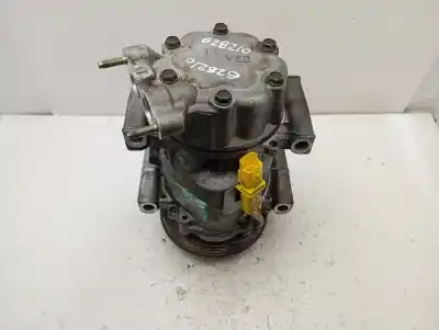 Pezzo di ricambio per auto di seconda mano compressore aria condizionata per peugeot 206 berlina 1.4 hdi riferimenti oem iam 9646273880  