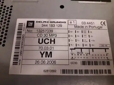 Pezzo di ricambio per auto di seconda mano impianto audio / radio cd per opel corsa d (s07) 1.4 (l08 l68) riferimenti oem iam 344183129  