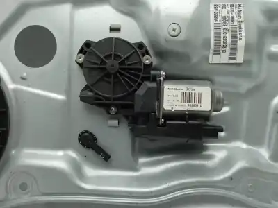 Second-hand car spare part rear left window regulator for kia cee´d 2.0 crdi oem iam references 834701h020  