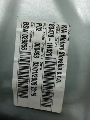 Second-hand car spare part rear left window regulator for kia cee´d 2.0 crdi oem iam references 834701h020  