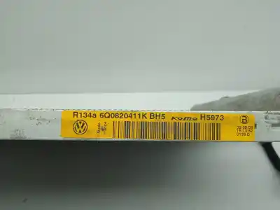 Автозапчасти б/у конденсатор / радиатор кондиционера воздуха за skoda fabia (5j2 ) * ссылки oem iam 6q0820411k  