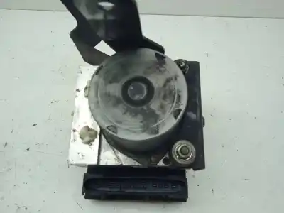 Pezzo di ricambio per auto di seconda mano abs per kia cee´d 1.6 crdi cat riferimenti oem iam 589201h600  