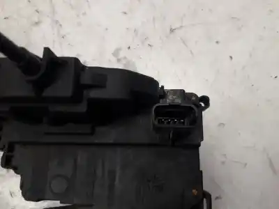 Second-hand car spare part front right door lock for renault megane ii classic berlina 1.5 dci diesel 106 cv / 78 kw oem iam references 805020001ra