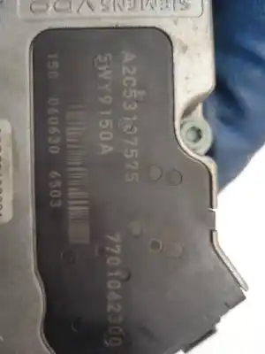 Pezzo di ricambio per auto di seconda mano SCATOLA DELLA FARFALLA per RENAULT LAGUNA II (BG0)  Riferimenti OEM IAM 7701062300  