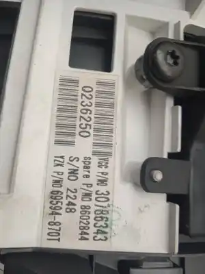 Second-hand car spare part dashboard for volvo c30 (533) 1.8 oem iam references 30786343  8602844
