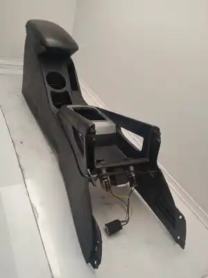 Pezzo di ricambio per auto di seconda mano bracciolo centrale per kia cee´d 1.4 cat riferimenti oem iam bsd048665  