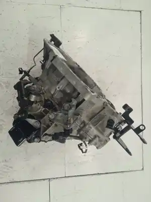 Pezzo di ricambio per auto di seconda mano riduttore per kia cee´d 1.4 cat riferimenti oem iam t9j5g  