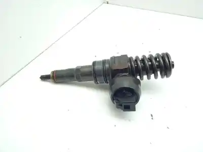 Pezzo di ricambio per auto di seconda mano INIETTORE per SEAT IBIZA III (6L1)  Riferimenti OEM IAM 038130073BP  