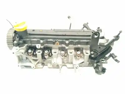 Pièce détachée automobile d'occasion culasse du moteur pour renault scenic ii 1.5 dci diesel 101 cv / 74 kw références oem iam k9k728  