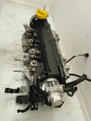 Pièce détachée automobile d'occasion culasse du moteur pour renault scenic ii 1.5 dci diesel 101 cv / 74 kw références oem iam k9k728  