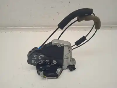 Pièce détachée automobile d'occasion serrure de porte avant gauche pour lexus is200 (ds2/is2) 2.2 d-cat références oem iam 6l0506  