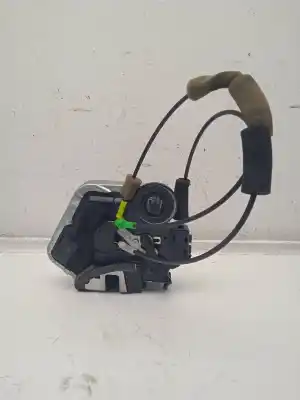 Second-hand car spare part rear left door lock for lexus is200 (ds2/is2) 2.2 d-cat oem iam references 6l0521