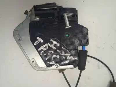 Second-hand car spare part rear left door lock for lexus is200 (ds2/is2) 2.2 d-cat oem iam references 6l0521  