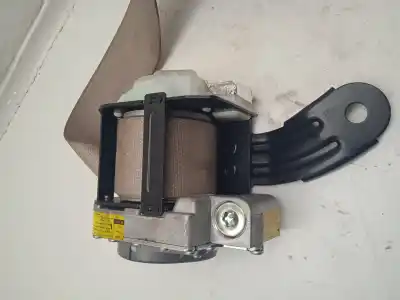 Second-hand car spare part rear right seat belt for lexus is200 (ds2/is2) 2.2 d-cat oem iam references c7177  