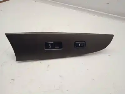 Pezzo di ricambio per auto di seconda mano interruttore alzacristalli anteriore destro per lexus is200 (ds2/is2) 2.2 d-cat riferimenti oem iam 8403053020  