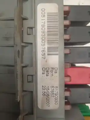 Recambio de automóvil de segunda mano de CAJA RELES / FUSIBLES para FIAT BRAVO II (198_)  referencias OEM IAM 51790930  