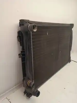 Peça sobressalente para automóvel em segunda mão radiador de água por audi a4 berlina (b5) 1.8 referências oem iam 8d0121251q  