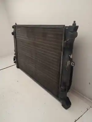 Peça sobressalente para automóvel em segunda mão radiador de água por audi a4 berlina (b5) 1.8 referências oem iam 8d0121251q  