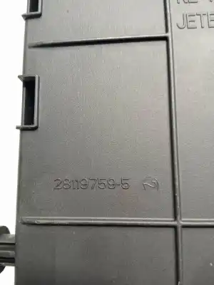 Tweedehands auto-onderdeel RELAIS/ZEKERINGENKASTJE voor PEUGEOT PARTNER KOMBI  OEM IAM-referenties 281197595  