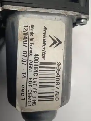Peça sobressalente para automóvel em segunda mão elevador de vidros dianteiro direito por citroen c4 picasso 2.0 hdi fap cat (rhr / dw10bted4) referências oem iam 9654087780