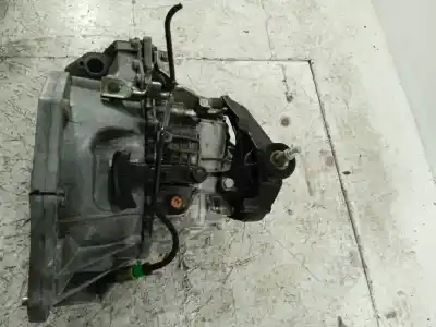 Recambio de automóvil de segunda mano de caja cambios para renault master caja abierta/chasis ab ´98 2.5 d referencias oem iam pk6079  