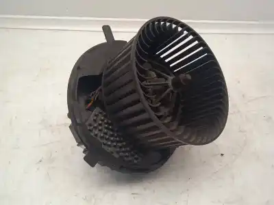 Pezzo di ricambio per auto di seconda mano MOTORE DI RISCALDAMENTO per VOLKSWAGEN PASSAT BERLINA (3C2)  Riferimenti OEM IAM 3C1820015G  