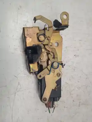 Peça sobressalente para automóvel em segunda mão fechadura da porta dianteira esquerda por smart coupe 0.7 turbo cat referências oem iam 