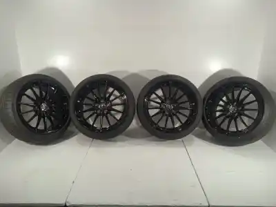 Pièce détachée automobile d'occasion jeu de jantes pour toyota yaris (_p21_, _pa1_, _ph1_) 1.6 gr 4wd (gxpa16) références oem iam 4261152c90  