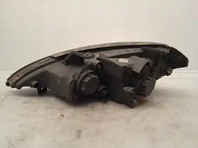Автозапчасти б/у правая фара за ssangyong kyron 2.7 turbodiesel cat (euro 4) ссылки oem iam 5580777  