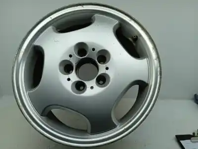 Pièce détachée automobile d'occasion jante pour mercedes-benz clase e (w210) berlina * références oem iam 2104010402  