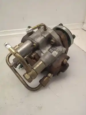 Pièce détachée automobile d'occasion POMPE À INJECTION pour NISSAN ALMERA TINO (V10M)  Références OEM IAM 2940000121  