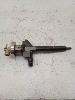 Second-hand car spare part injector for mazda 6 berlina (gg) motor 2.0 ltr. - 100 kw diesel cat oem iam references 13h50a