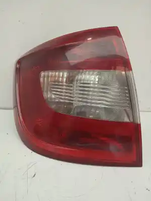 Pezzo di ricambio per auto di seconda mano lampada posteriore sinistra per skoda rapid spaceback (nh1) 1.6 tdi riferimenti oem iam 5jh945095  
