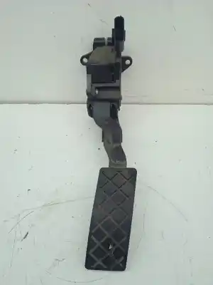 Second-hand car spare part accelerator pedal for skoda rapid spaceback (nh1) 1.6 tdi oem iam references 6r1721503h