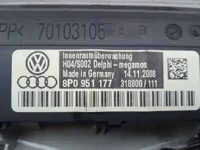 Автозапчастина б/у внутрішне світло для audi a3 (8p) 1.8 tfsi ambiente посилання на oem iam 8p0951177  
