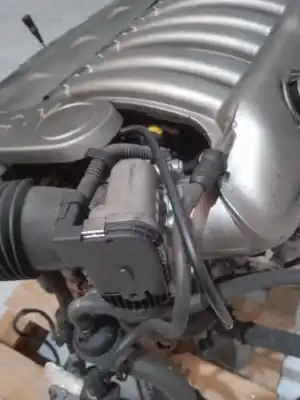 Pezzo di ricambio per auto di seconda mano motore completo per citroen c5 berlina 3.0 v6 exclusive automático riferimenti oem iam xfx  
